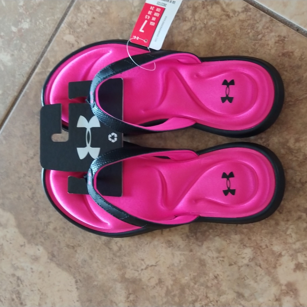 Under Armour, Size 7, Pink sandals